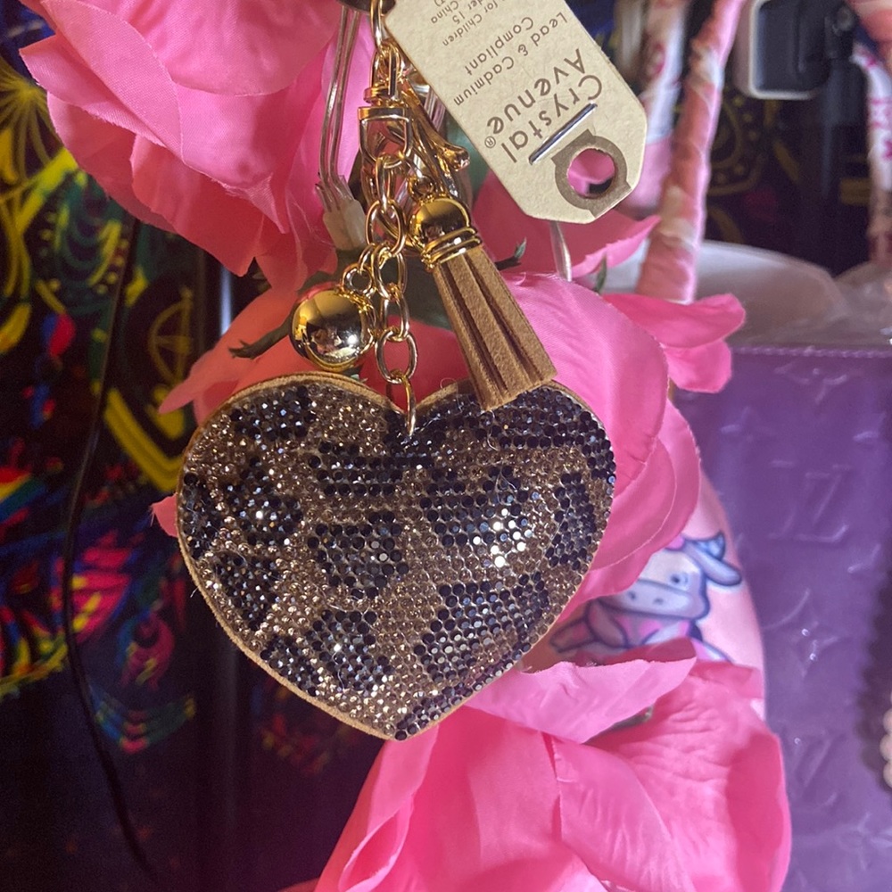 Leopard Bling Heart